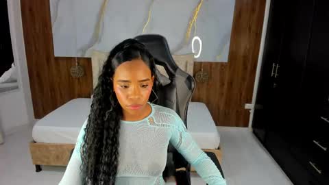 Snapshot of lia_16_ chatting on April 13, 11:05 am lia_16_ online show from April 13, 11:05 am