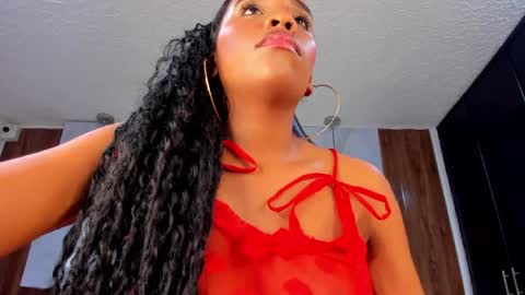 Snapshot of lia_16_ chatting on May 11, 4:04 pm lia_16_ online show from May 11, 4:04 pm
