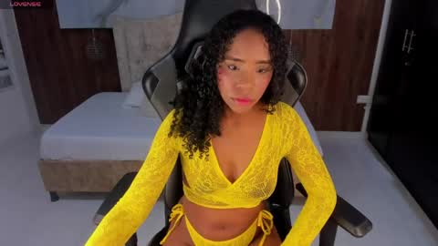 Snapshot of lia_16_ chatting on May 15, 11:17 am lia_16_ online show from May 15, 11:17 am