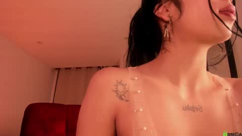 Snapshot of lia__summer chatting on February 28, 1:05 am lia__summer online show from February 28, 1:05 am