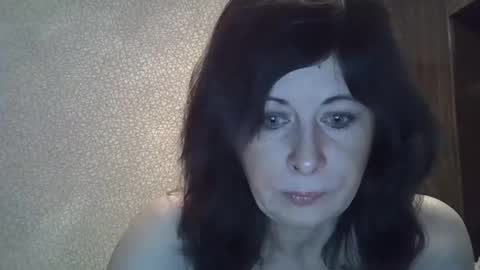 Snapshot of lia_ang chatting on November 27, 8:27 am lia_ang online show from November 27, 8:27 am