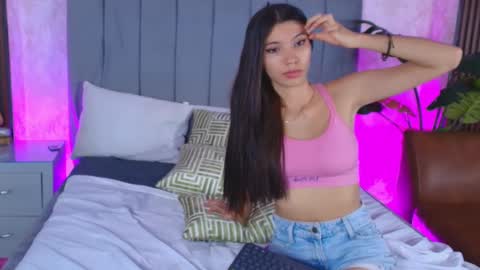 Snapshot of lia_banksgb chatting on February 28, 2:09 am Maria Jose Lujan online show from February 28, 2:09 am