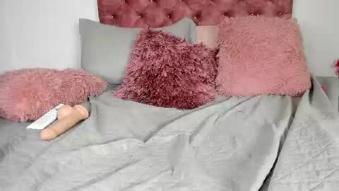 lia_blake7 online show from June 14, 2:24 am