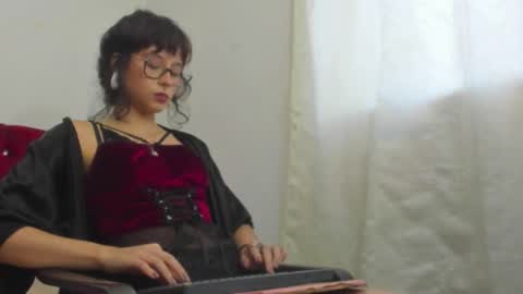 Lia online show from October 18, 9:04 pm