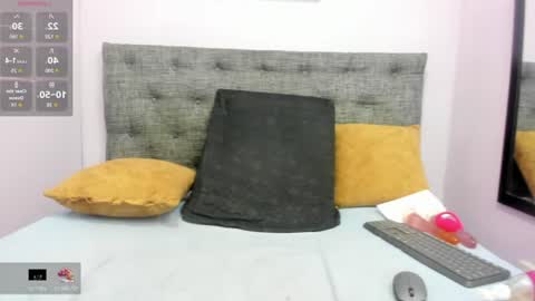 lia_cherryx online show from August 3, 12:53 am