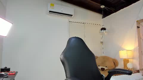 Snapshot of lia_damasco chatting on July 11, 7:16 pm Lia online show from July 11, 7:16 pm