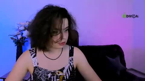 Snapshot of lia_dream_ chatting on June 13, 8:23 am lia_dream_ online show from June 13, 8:23 am