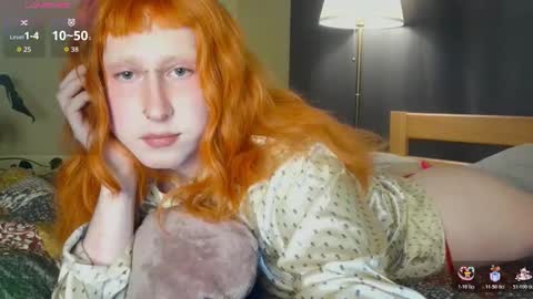 Snapshot of lia_grl chatting on April 17, 10:35 pm lia_grl online show from April 17, 10:35 pm