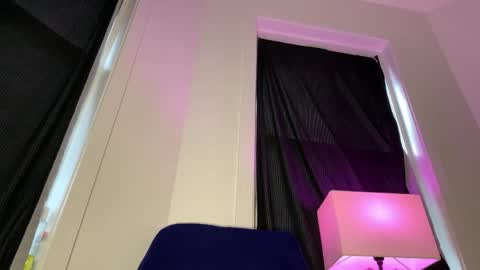 Snapshot of lia_hdz chatting on April 4, 10:40 pm Kabroncita online show from April 4, 10:40 pm