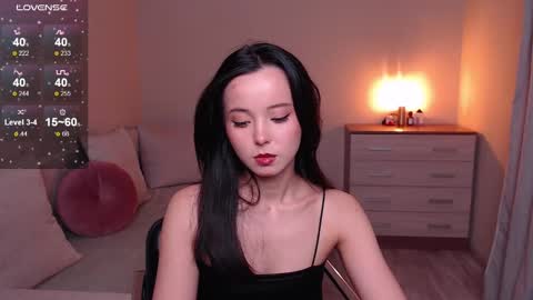 Snapshot of lia_hetty chatting on January 12, 6:59 pm L I A online show from January 12, 6:59 pm