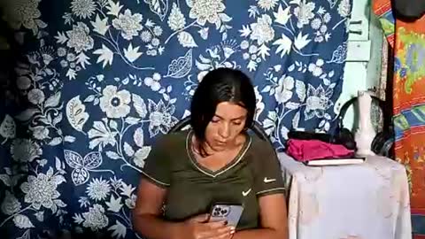 Lia online show from June 12, 7:35 pm