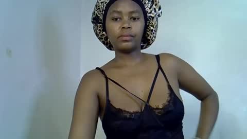 lia online show from September 27, 11:48 am