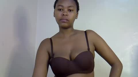 lia online show from September 30, 2:27 am