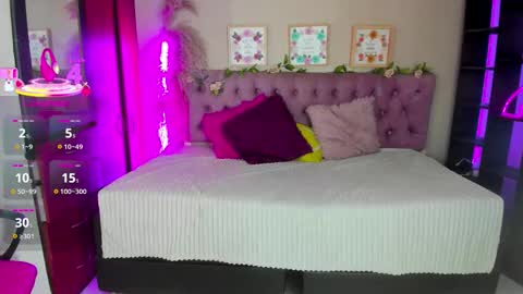 lia online show from January 13, 8:14 pm