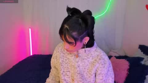 lia_leandro888 online show from March 23, 2:10 pm