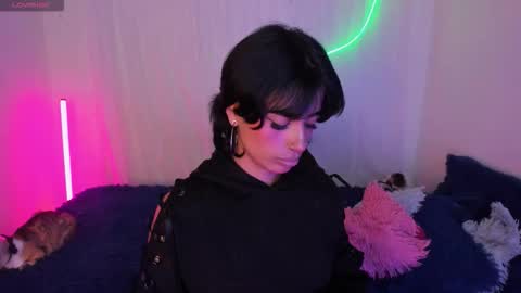 lia_leandro888 online show from March 26, 10:37 pm