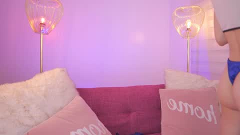 Snapshot of lia_mackenzie chatting on June 14, 2:30 pm liaa online show from June 14, 2:30 pm