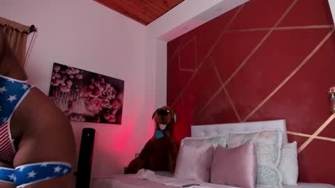 lia_mariana online show from December 9, 10:41 pm