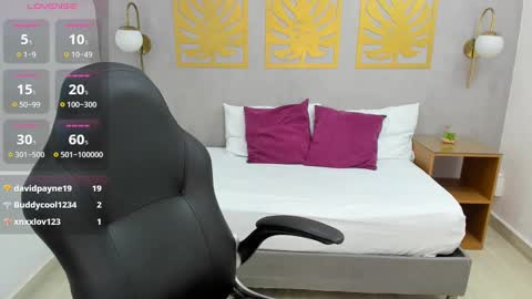 Snapshot of lia_sexx19 chatting on December 27, 2:47 am Lia online show from December 27, 2:47 am