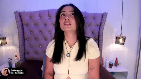 Snapshot of lia_sofiia chatting on April 10, 9:14 am lia_sofiia online show from April 10, 9:14 am