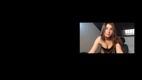 liaaa online show from July 27, 8:27 pm