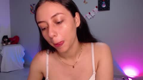   lia  online show from March 30, 1:06 am