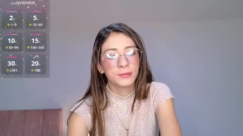Snapshot of liaaa___ chatting on December 21, 1:32 pm Lia online show from December 21, 1:32 pm