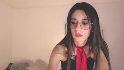 Snapshot of liaaa___ chatting on October 4, 2:15 pm Lia online show from October 4, 2:15 pm