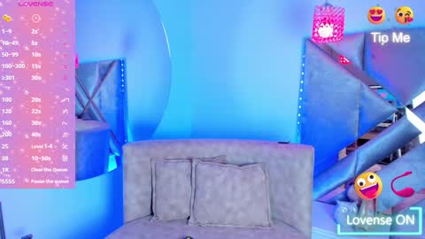 Liaa online show from December 8, 7:32 pm