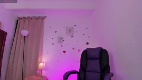 liaa moretzz online show from May 22, 11:10 pm