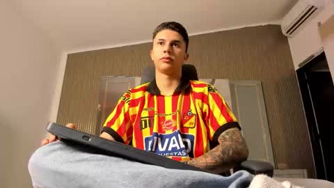 Liam Smith online show from September 27, 12:21 pm