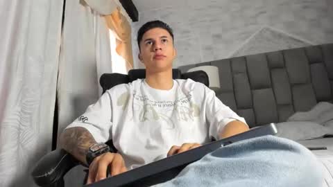 Liam Smith online show from October 11, 12:26 pm