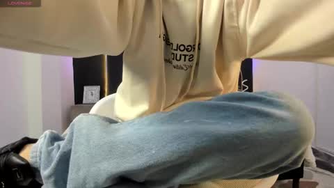 Liam Smith online show from October 29, 12:18 pm