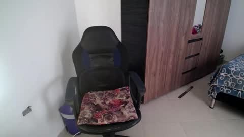 Snapshot of liadulce_ chatting on June 2, 8:22 pm Lia online show from June 2, 8:22 pm