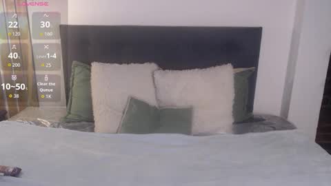 LIA online show from December 14, 1:27 pm