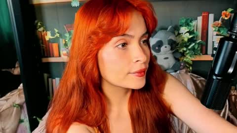 Liah  online show from February 4, 6:06 pm