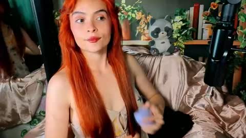 Liah  online show from February 5, 12:20 am