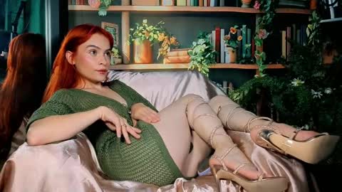 Liah  online show from February 5, 2:59 pm
