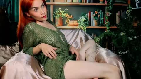Liah  online show from February 5, 6:04 pm