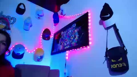            online show from September 22, 10:56 pm