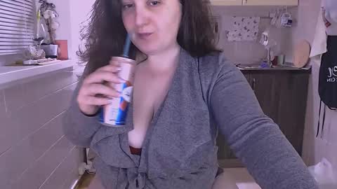 miss Lia  colection for travel online show from October 10, 11:59 pm