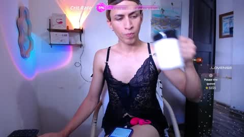 Liah Stone online show from April 3, 7:01 pm