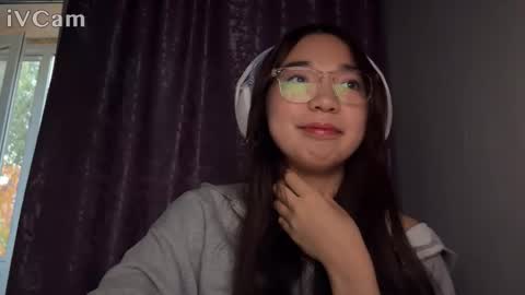 Snapshot of liaisonx_rosa chatting on October 22, 11:43 am liaisonx_rosa online show from October 22, 11:43 am