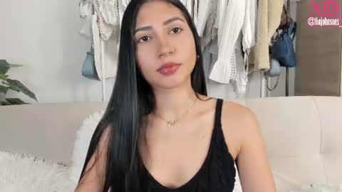 Lia Johnsons online show from June 16, 12:35 am