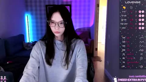 Snapshot of lialilia chatting on October 8, 4:15 pm lialilia online show from October 8, 4:15 pm