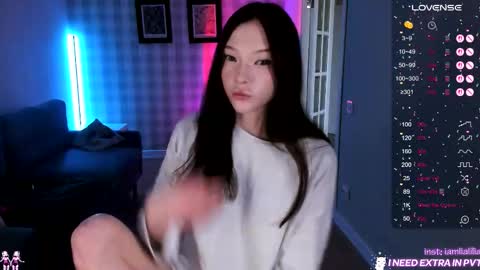 Snapshot of lialilia chatting on October 10, 8:57 am lialilia online show from October 10, 8:57 am