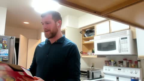 Snapshot of liam_1985 chatting on December 28, 12:47 am Liam online show from December 28, 12:47 am