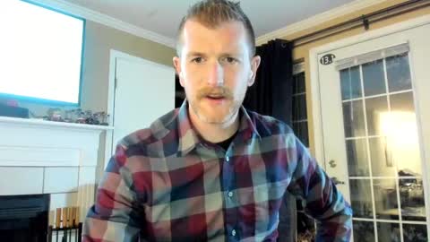 Snapshot of liam_1985 chatting on February 13, 1:50 am Liam online show from February 13, 1:50 am