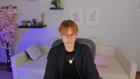 Snapshot of liam_blair chatting on March 25, 5:13 am LIAM online show from March 25, 5:13 am