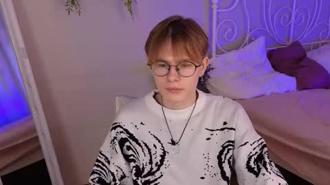 Snapshot of liam_blair chatting on March 26, 5:24 am LIAM online show from March 26, 5:24 am